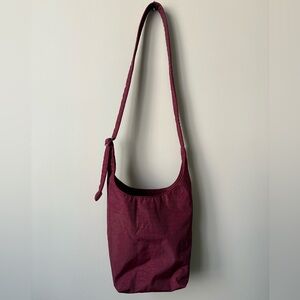 BAGGU SMALL NYLON SLING